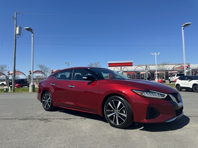 Vehicle image 4 of 28