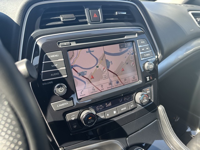 Vehicle image 14 of 28