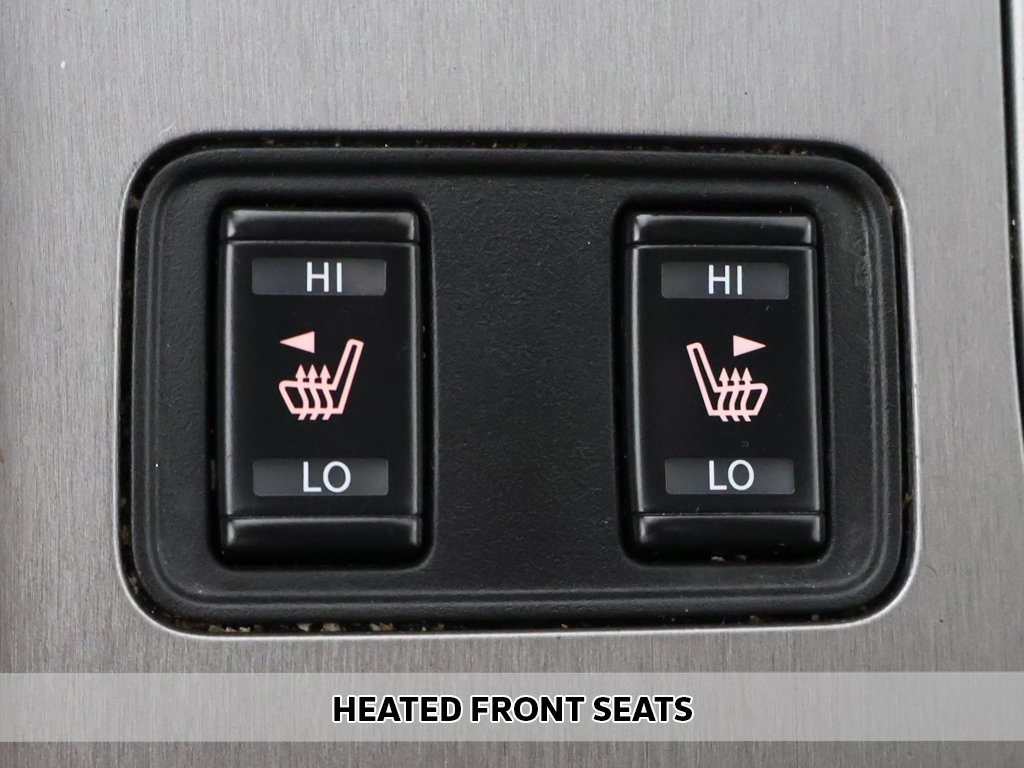 Vehicle image 32 of 54