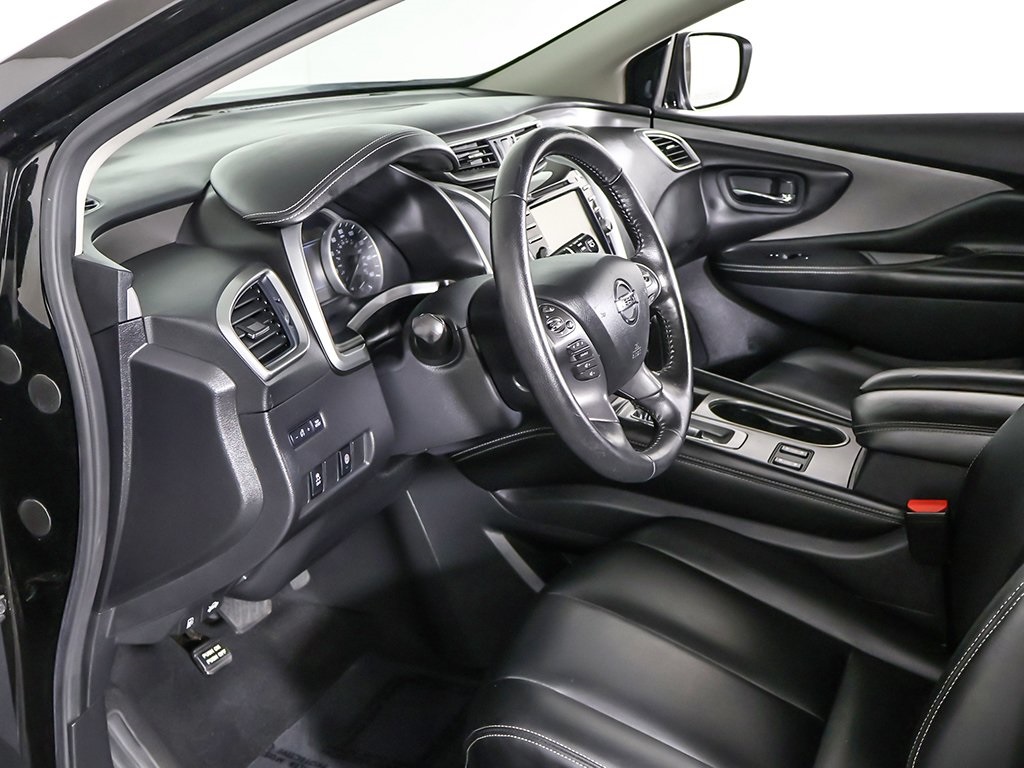 Vehicle image 23 of 54