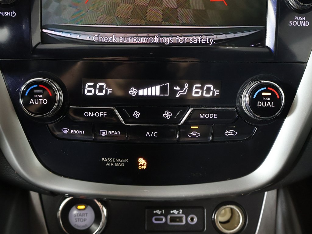 Vehicle image 29 of 54