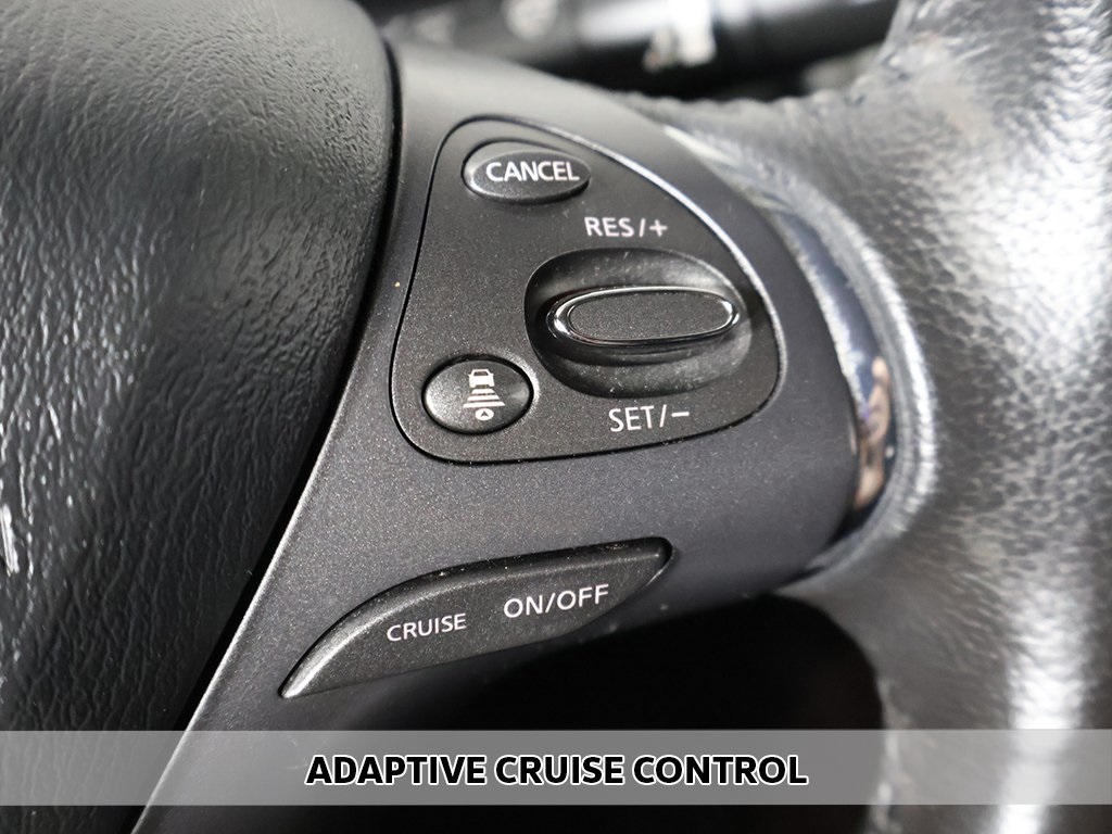 Vehicle image 33 of 54