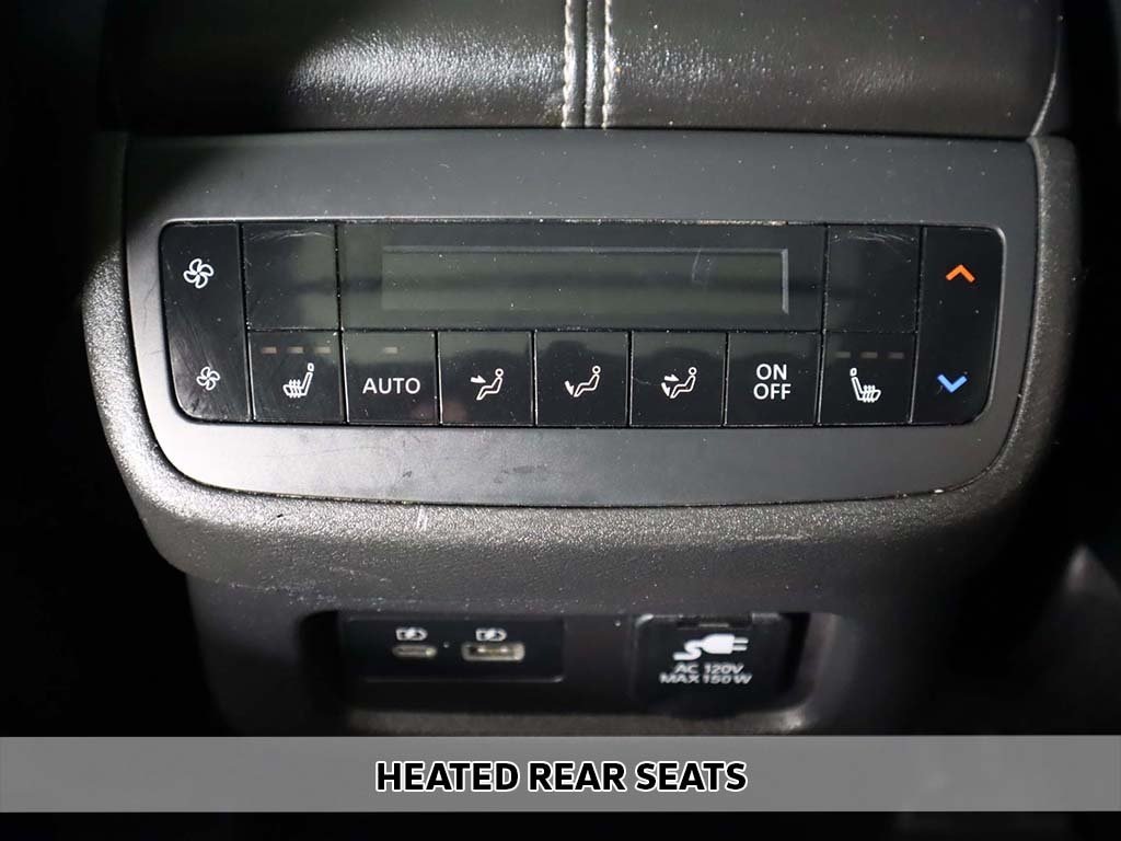 Vehicle image 19 of 71