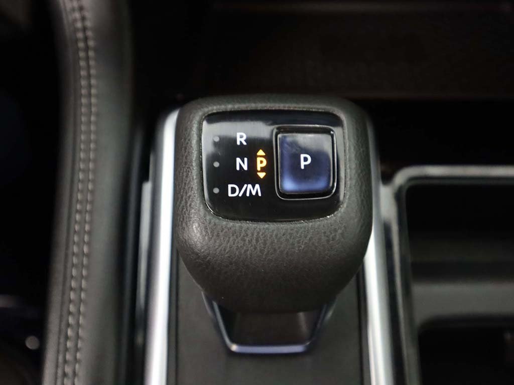 Vehicle image 58 of 71