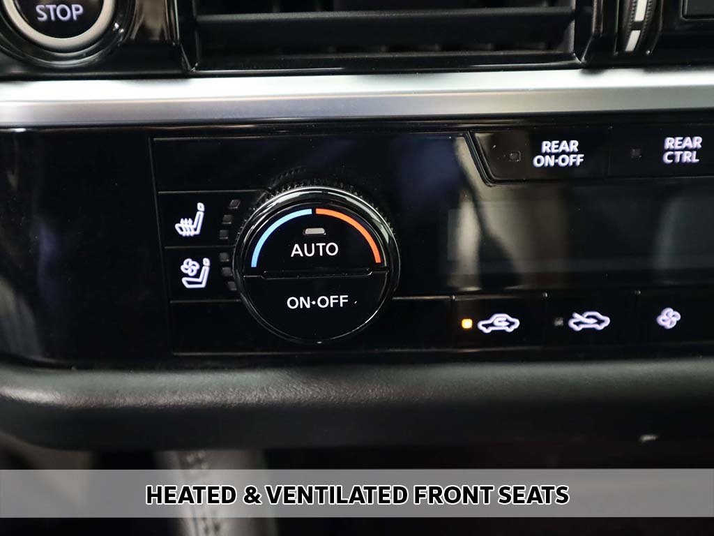 Vehicle image 18 of 71