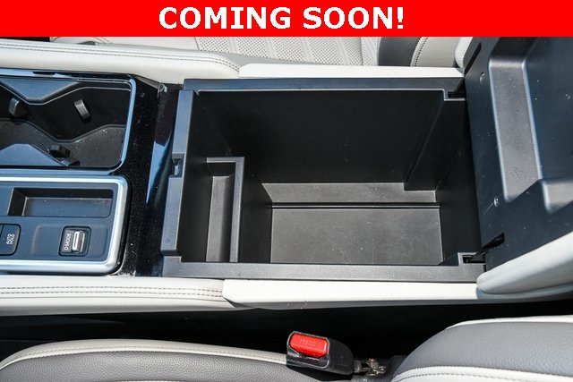 Vehicle image 39 of 52