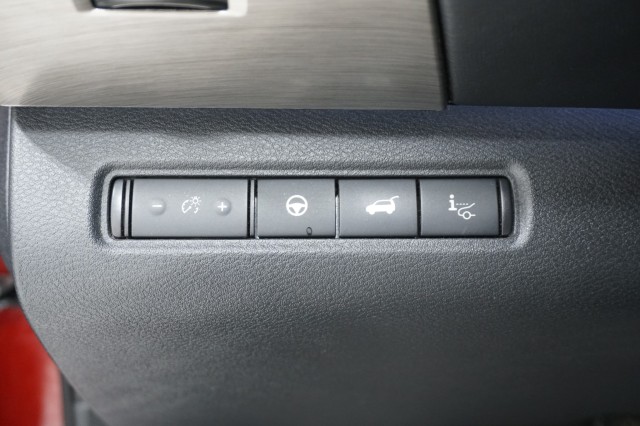 Vehicle image 27 of 45