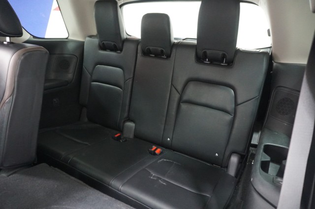 Vehicle image 13 of 45