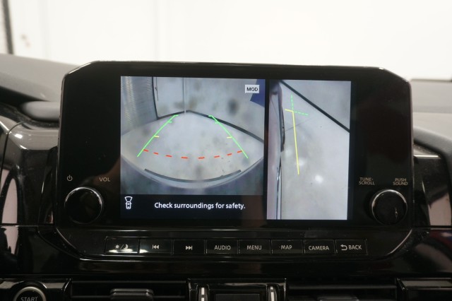 Vehicle image 22 of 45