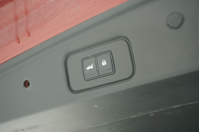 Vehicle image 38 of 45