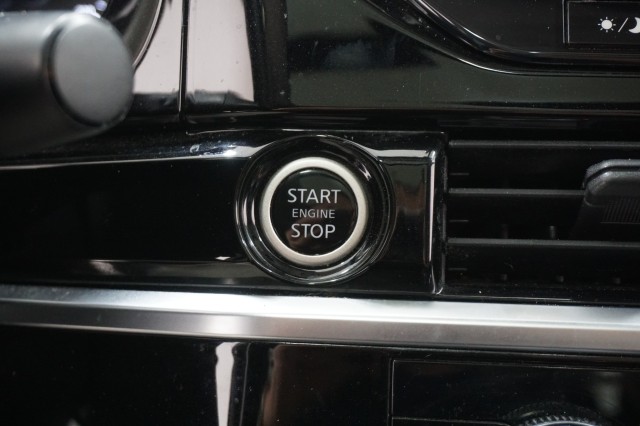 Vehicle image 26 of 45