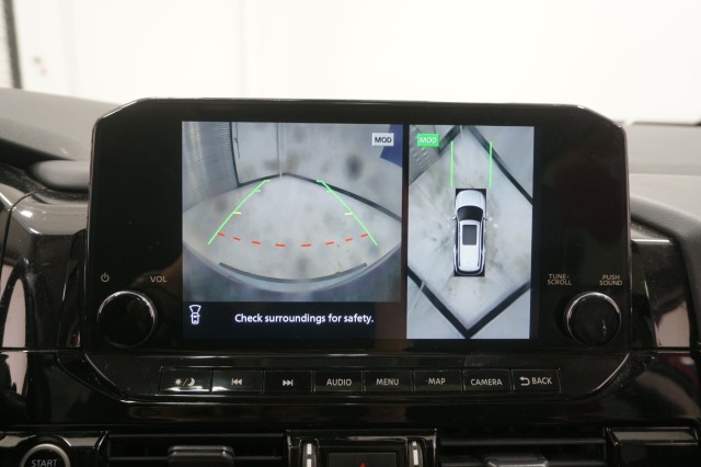 Vehicle image 20 of 45