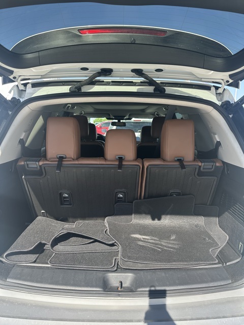 Vehicle image 4 of 7