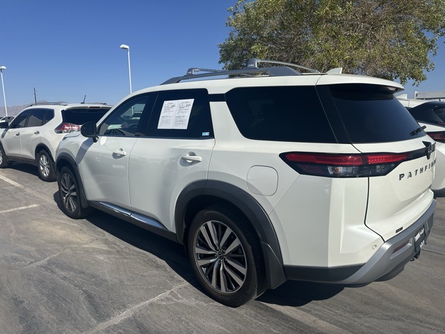Vehicle image 2 of 7
