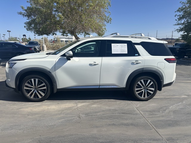 Vehicle image 3 of 7