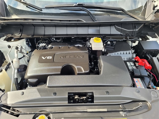 Vehicle image 31 of 35