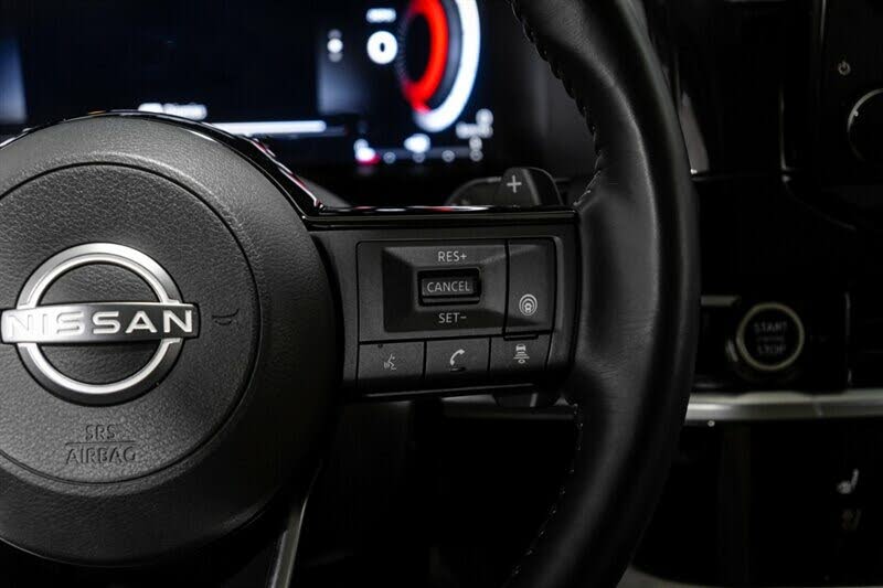 Vehicle image 13 of 58