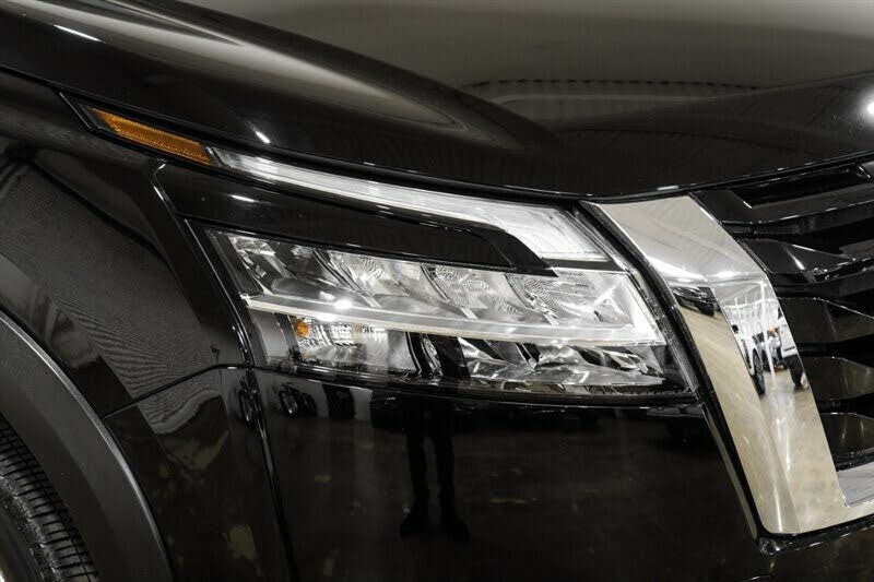 Vehicle image 42 of 58