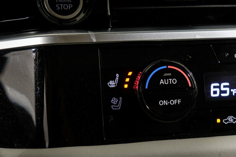 Vehicle image 18 of 58