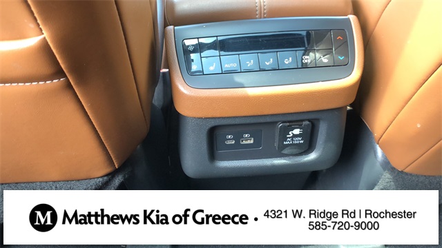 Vehicle image 22 of 36