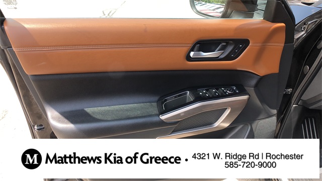 Vehicle image 27 of 36