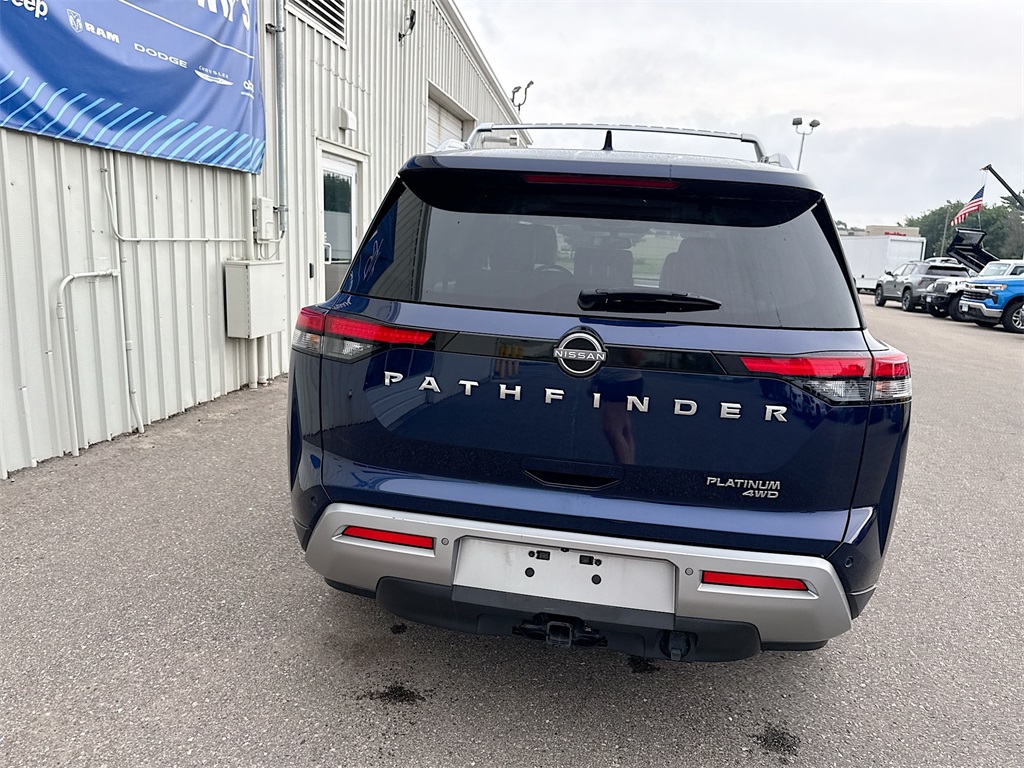 Vehicle image 5 of 10
