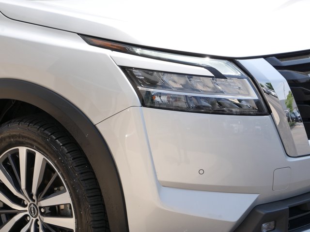 Vehicle image 16 of 36