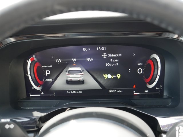 Vehicle image 21 of 36