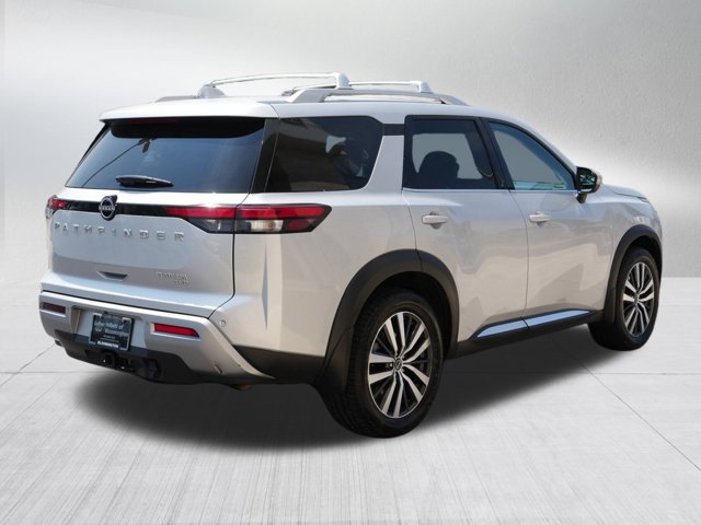 Vehicle image 5 of 36