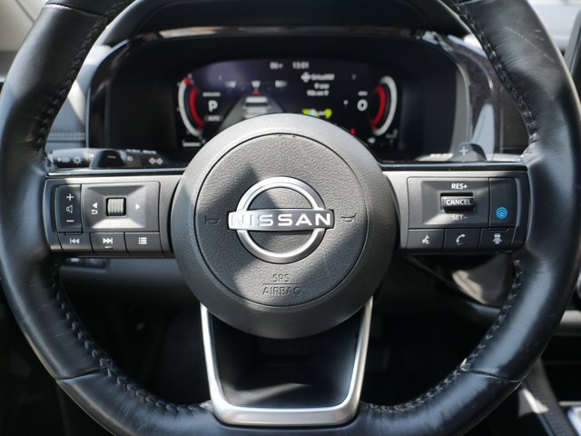 Vehicle image 25 of 36