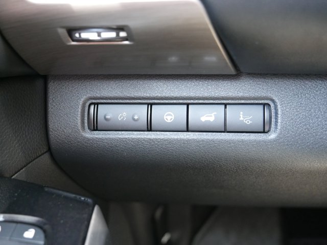 Vehicle image 26 of 36