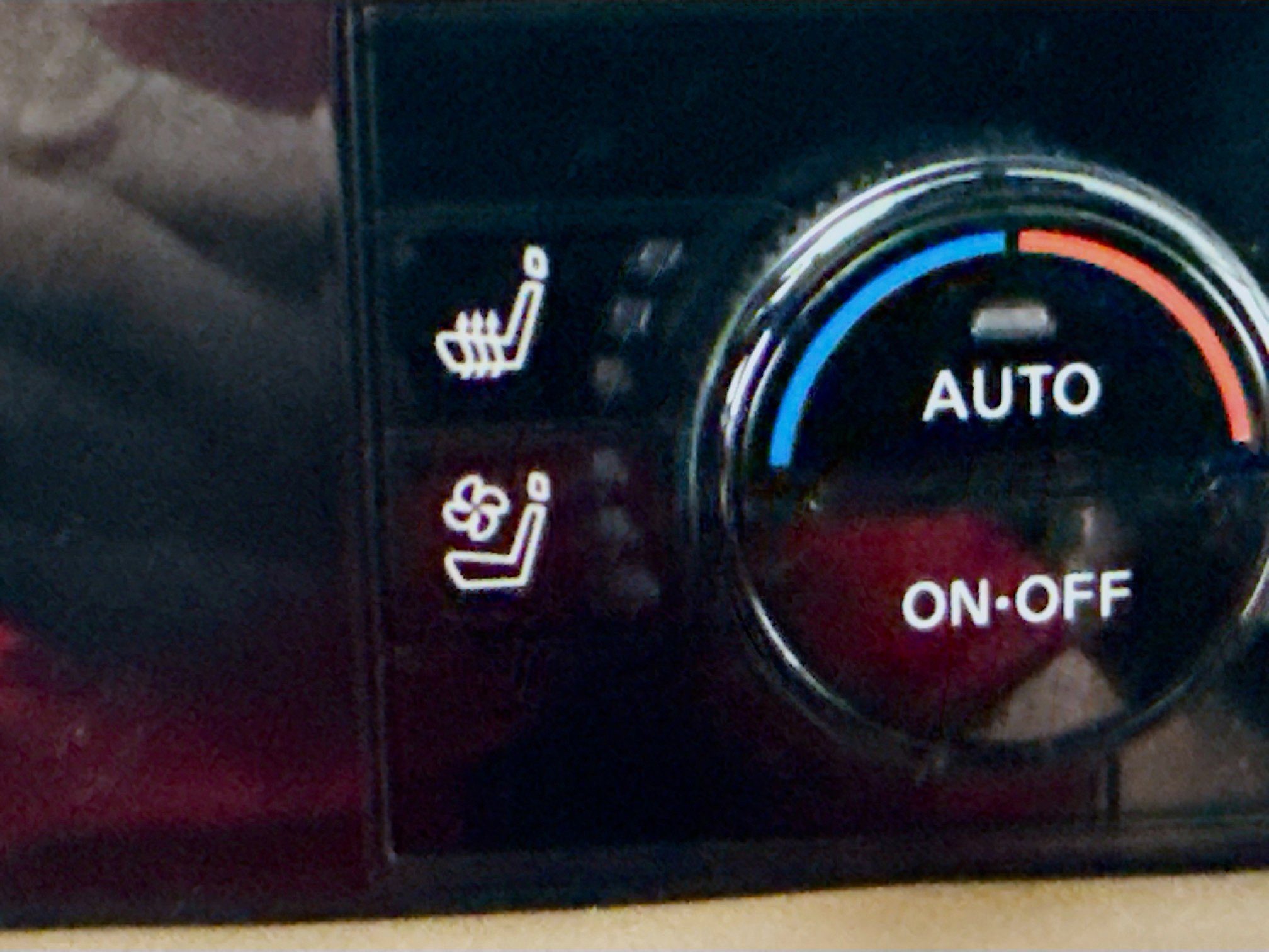 Vehicle image 22 of 41