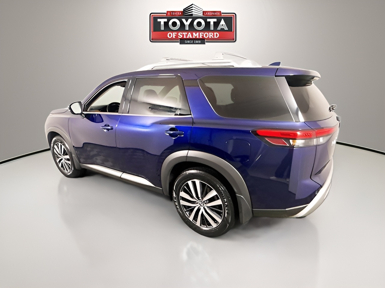 Vehicle image 40 of 41