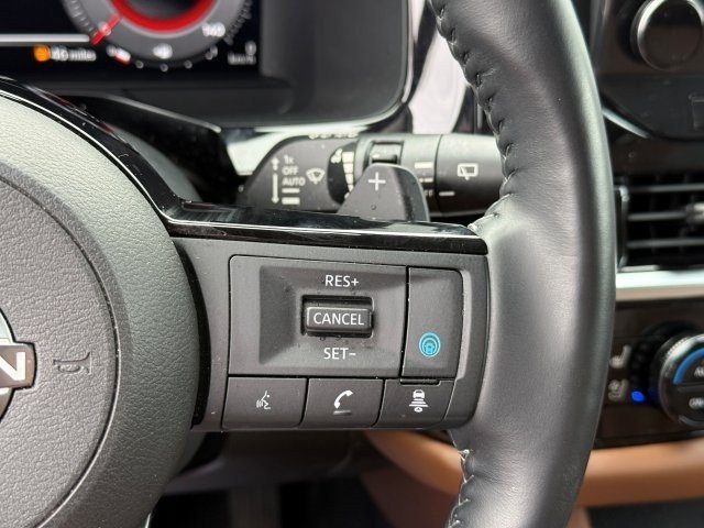 Vehicle image 20 of 38