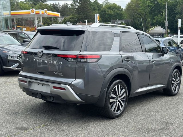 Vehicle image 5 of 34