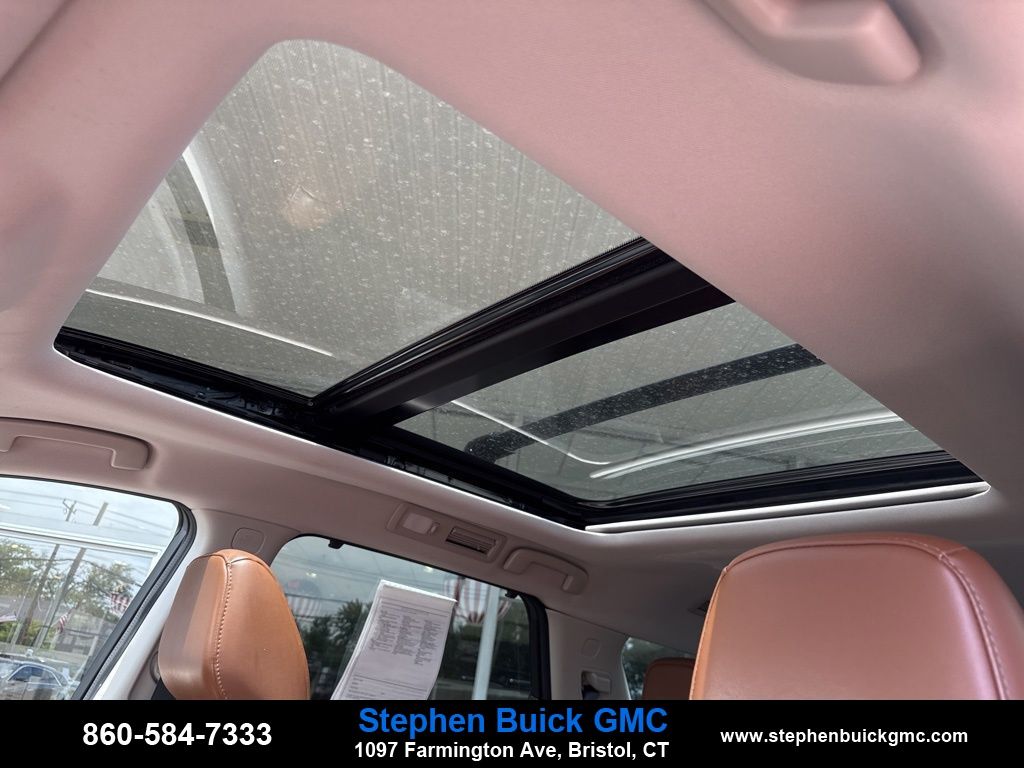 Vehicle image 19 of 29
