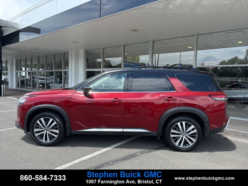 Vehicle image 8 of 29