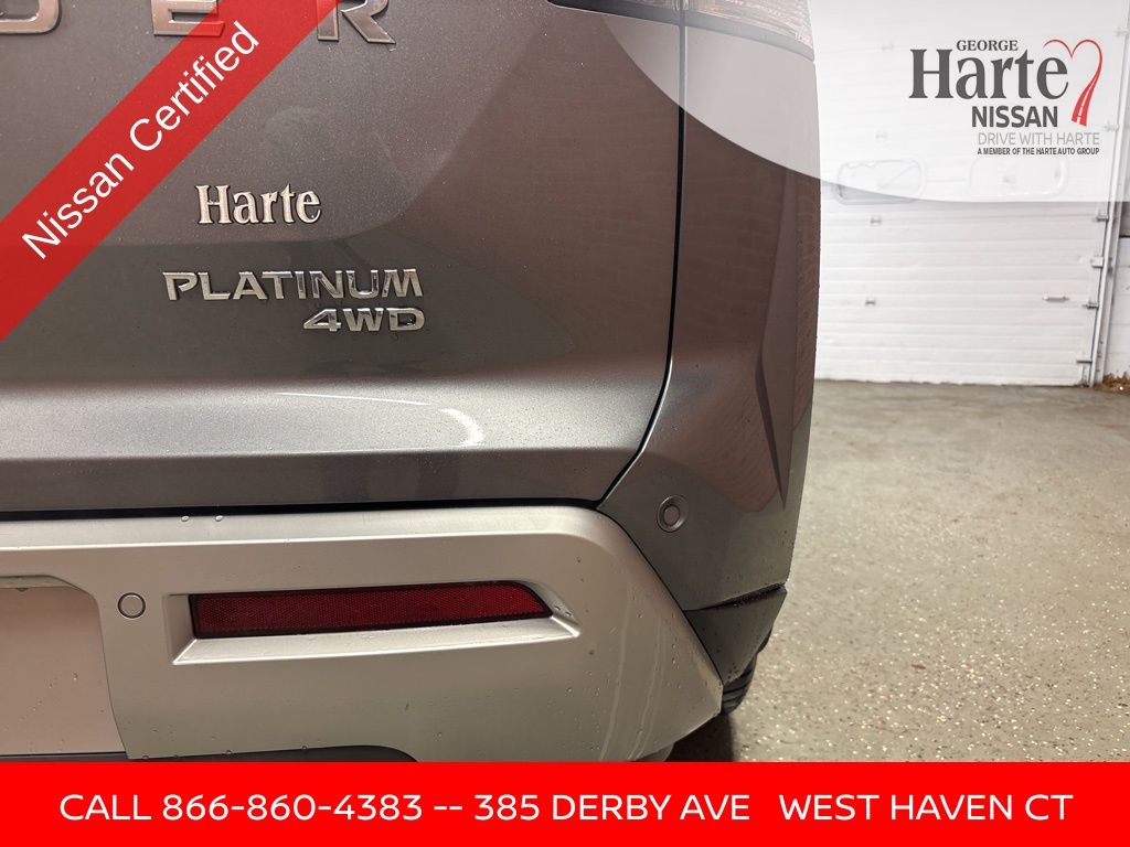 Vehicle image 53 of 71