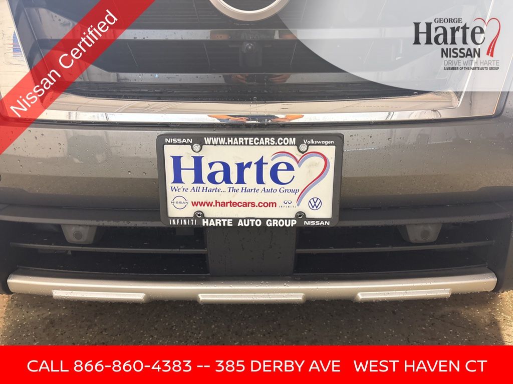 Vehicle image 42 of 71