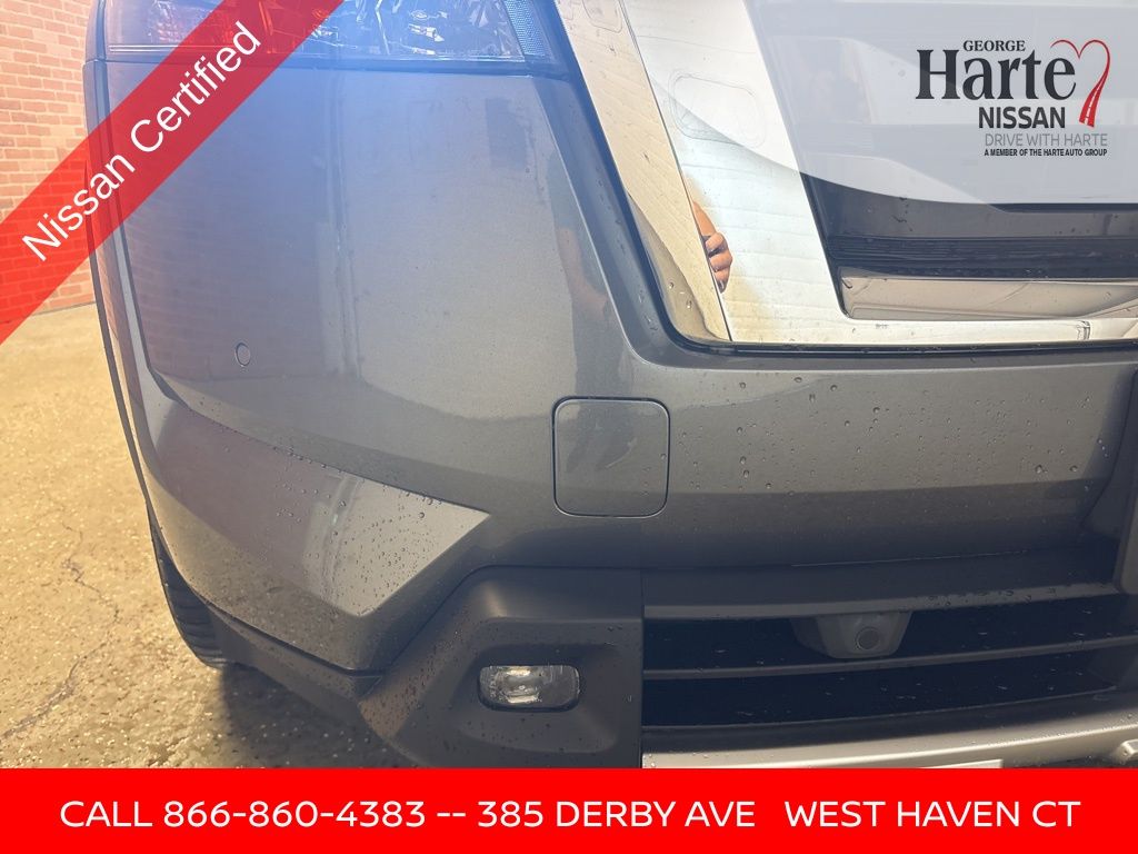 Vehicle image 41 of 71