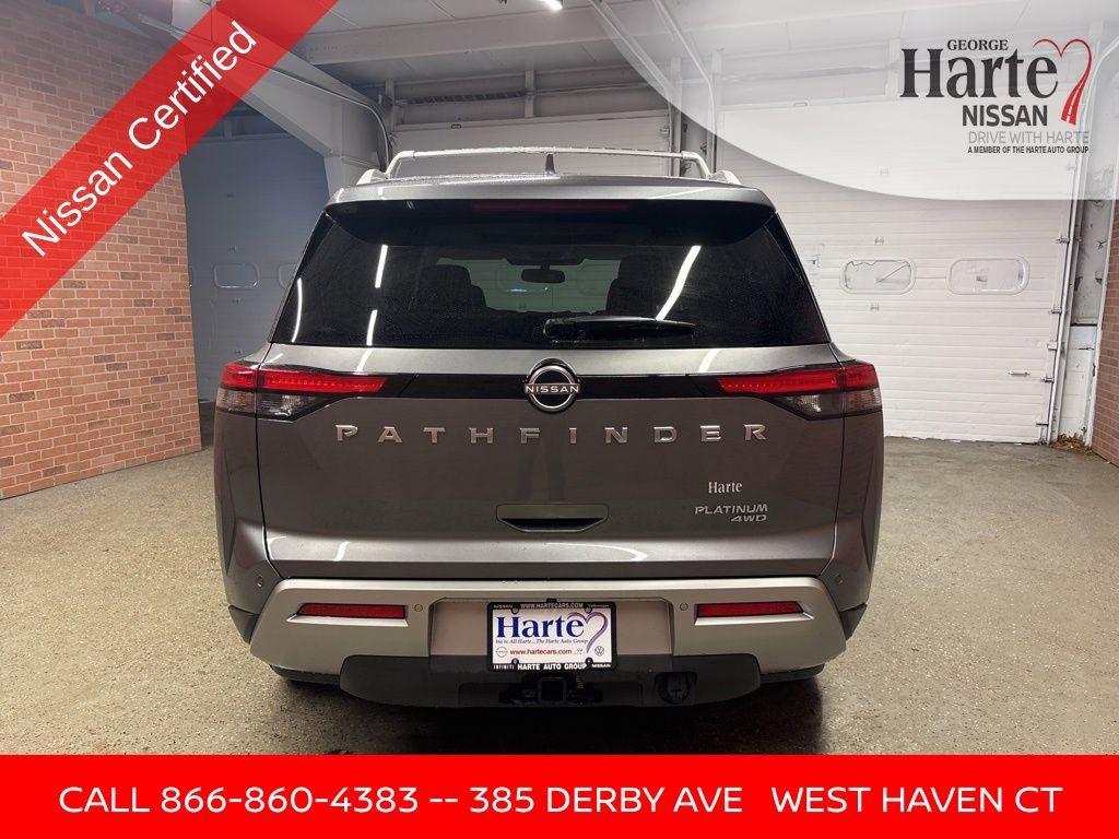 Vehicle image 5 of 71