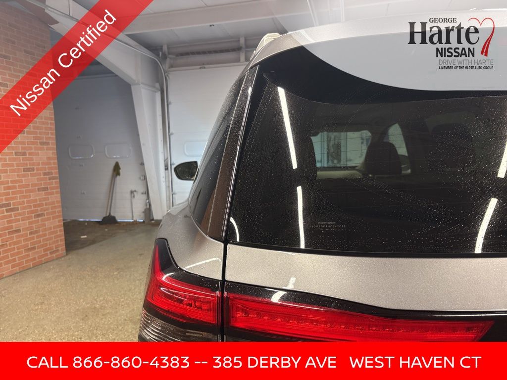 Vehicle image 49 of 71