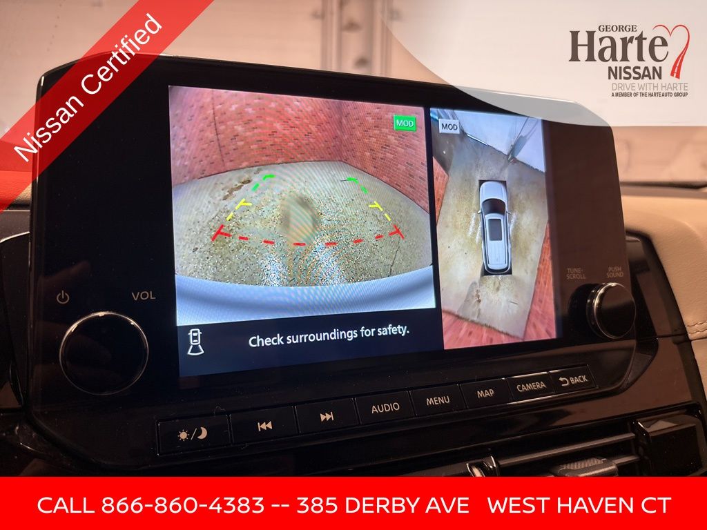 Vehicle image 11 of 71