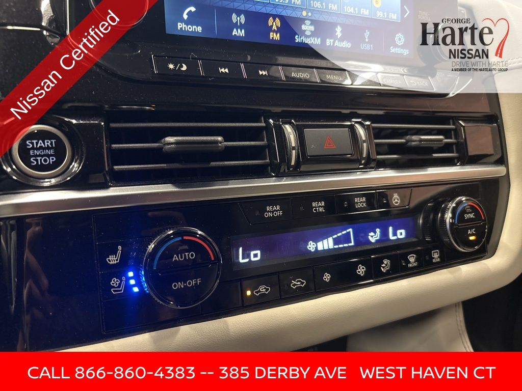 Vehicle image 12 of 71