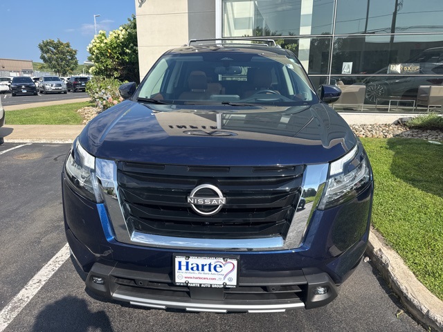 Vehicle image 2 of 23