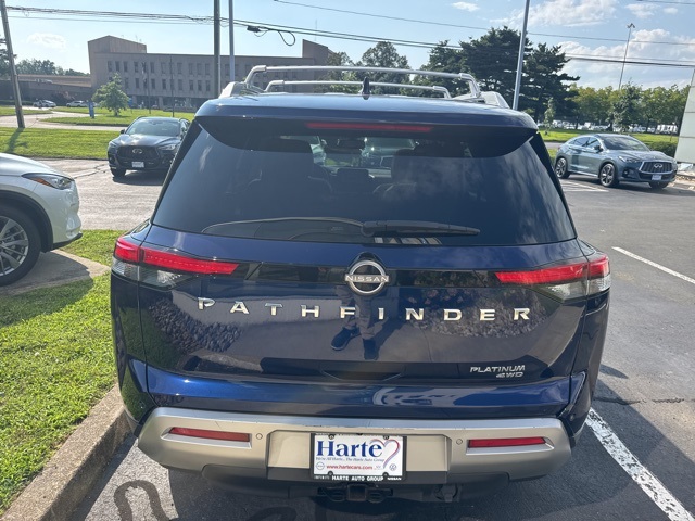 Vehicle image 6 of 23