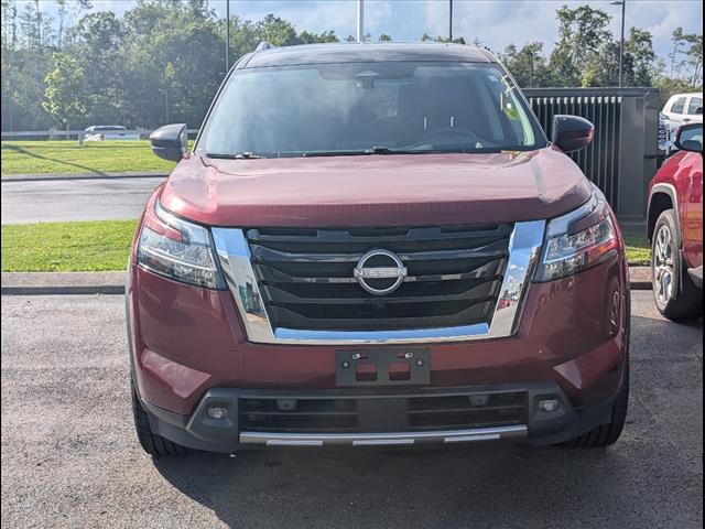 Vehicle image 2 of 21