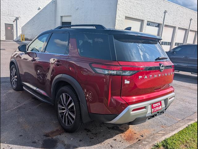Vehicle image 6 of 21