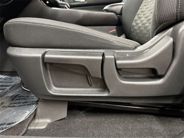Vehicle image 22 of 23