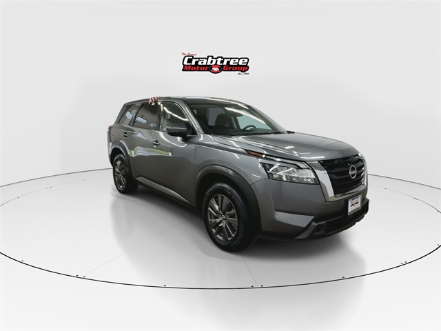 Vehicle image 3 of 23
